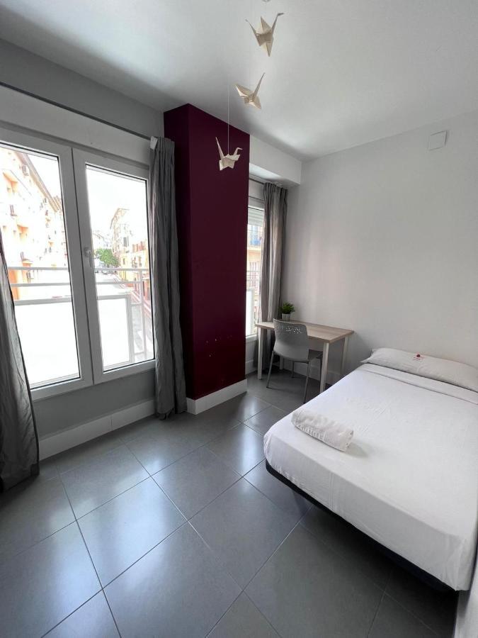 مالقة Bbtk Hostel المظهر الخارجي الصورة